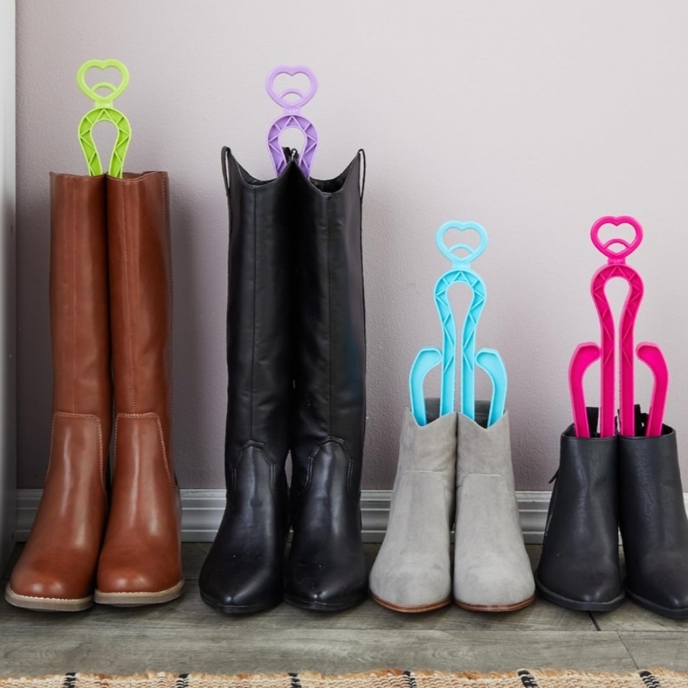 Colorful Heart-Shaped Boot Holder Set Of 8 - Picture 4 of 4